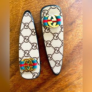 Gucci hair clips
